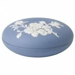 Wedgwood - Magnolia Blossom Covered Box